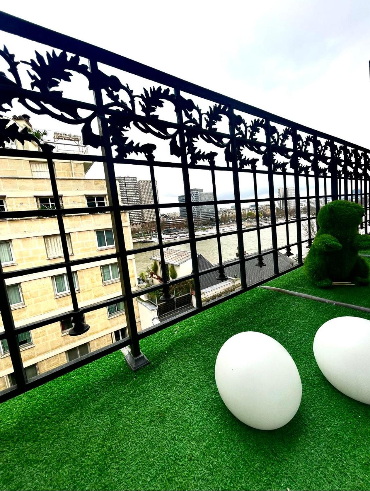 Quai De Seine Tour Eiffel Trocadero Apartment Paris Bagian luar foto